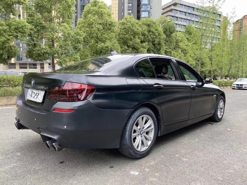 成都13年宝马5系7