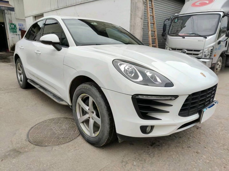 广州16年保时捷Macan2