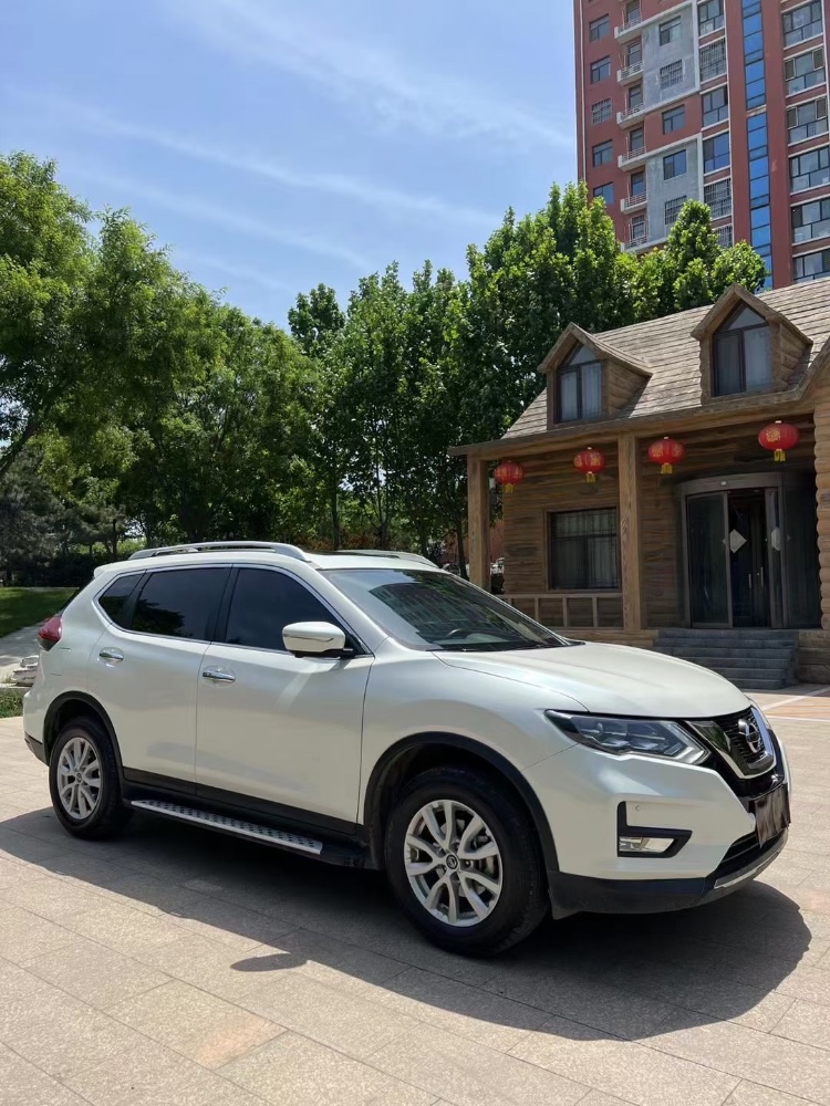 邢台21年日产奇骏2