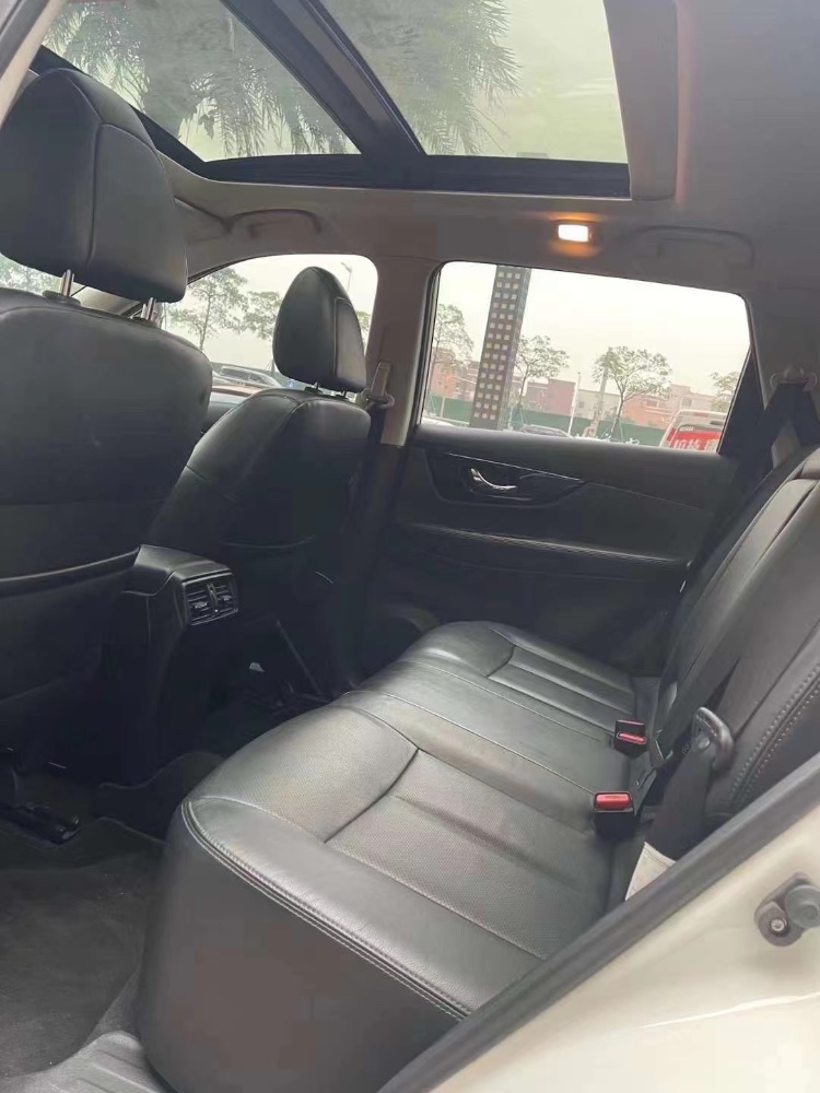 东营21年日产奇骏2