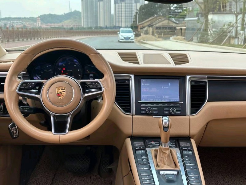 东莞15年保时捷Macan7