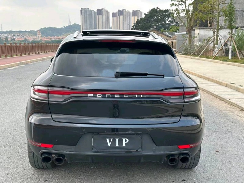 东莞15年保时捷Macan6