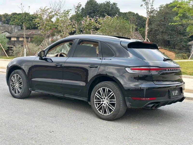 东莞15年保时捷Macan9