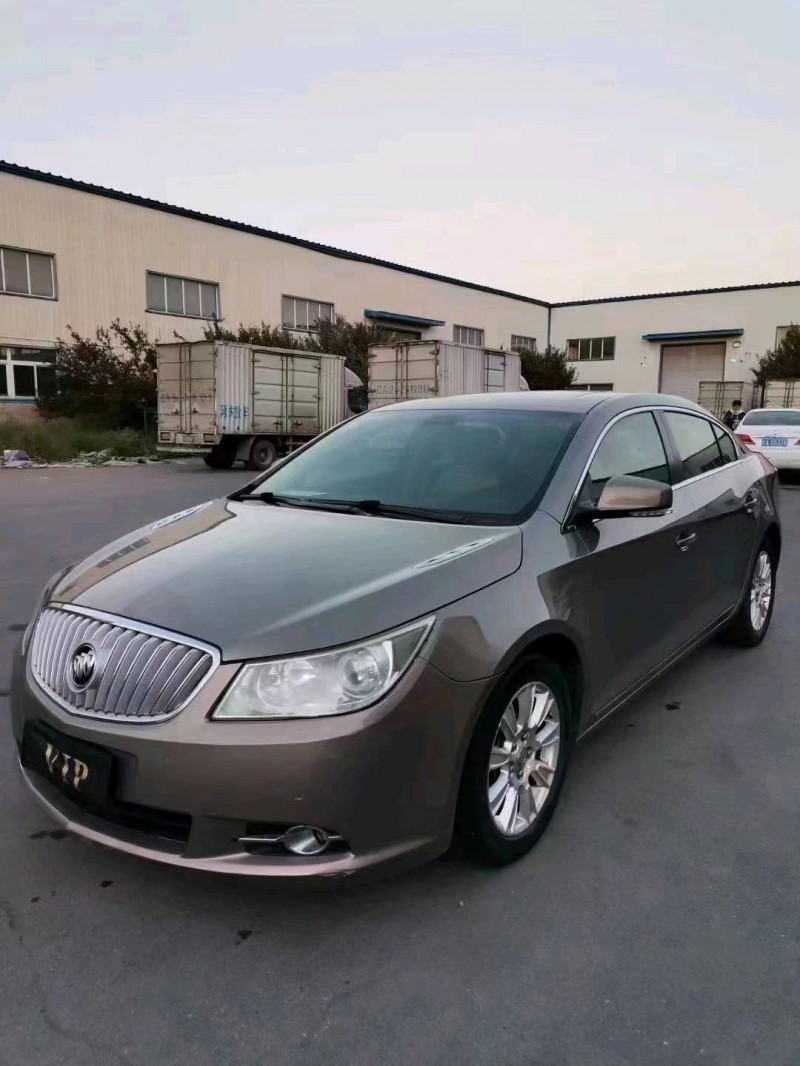 沈阳12年别克君越2