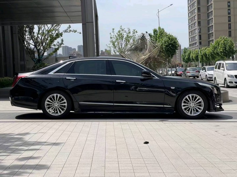 徐州17年凯迪拉克CT62