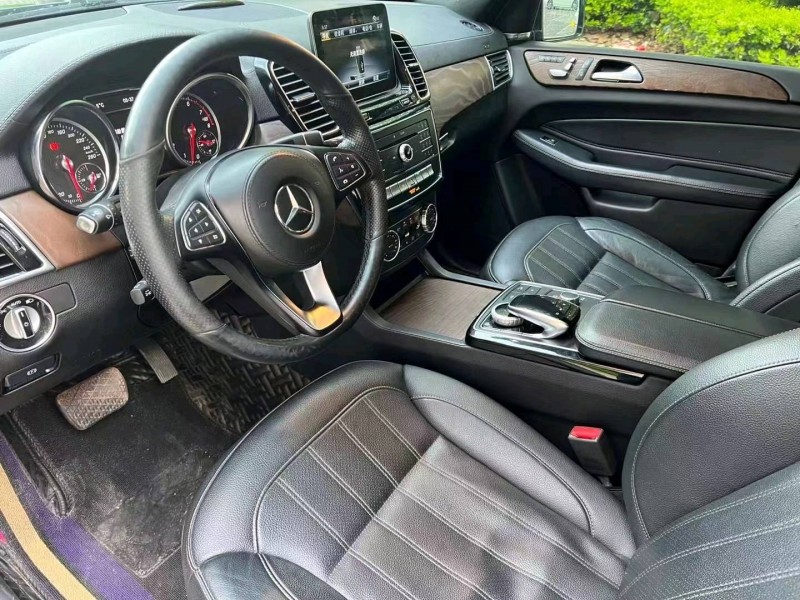 济宁19年奔驰GLS8