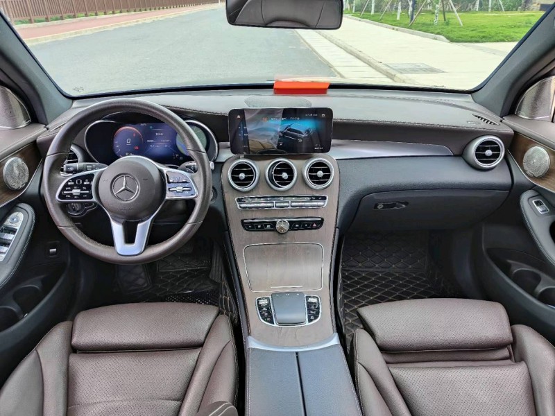 东莞21年奔驰GLC6