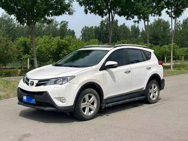 青岛14年丰田RAV4荣放4