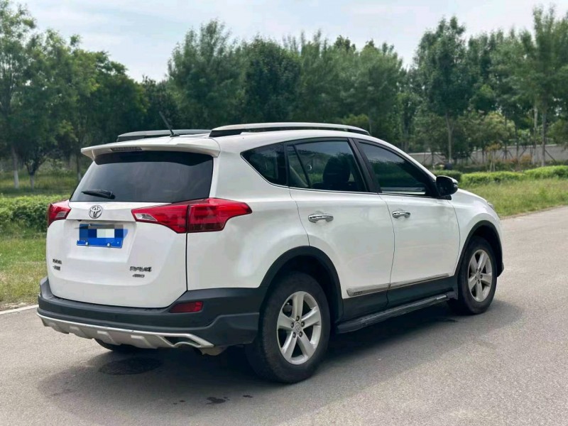 青岛14年丰田RAV4荣放7