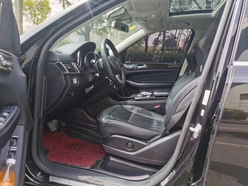 苏州17年奔驰GLS4