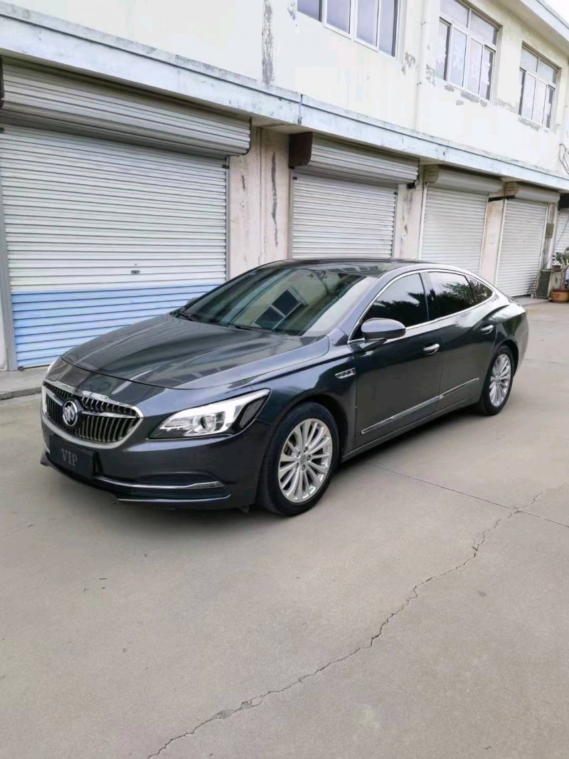 青岛16年别克君越3