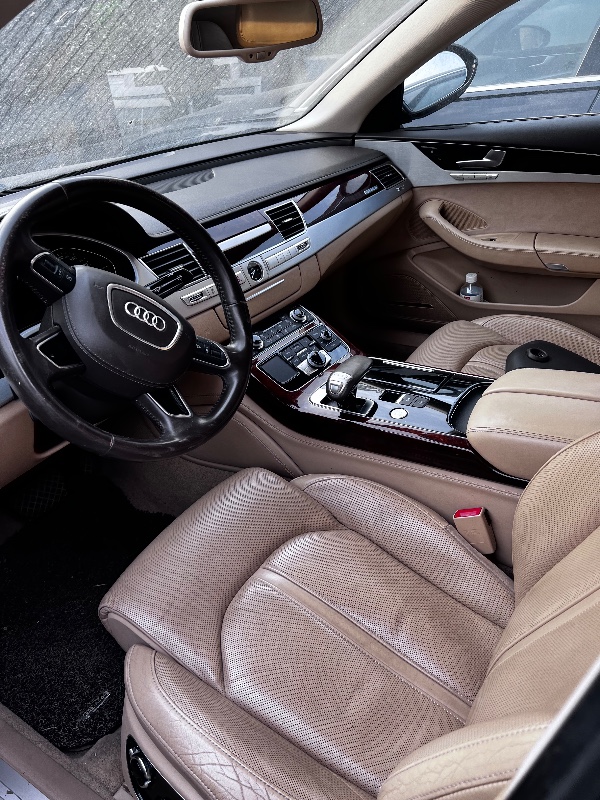 潍坊12年奥迪A8L4