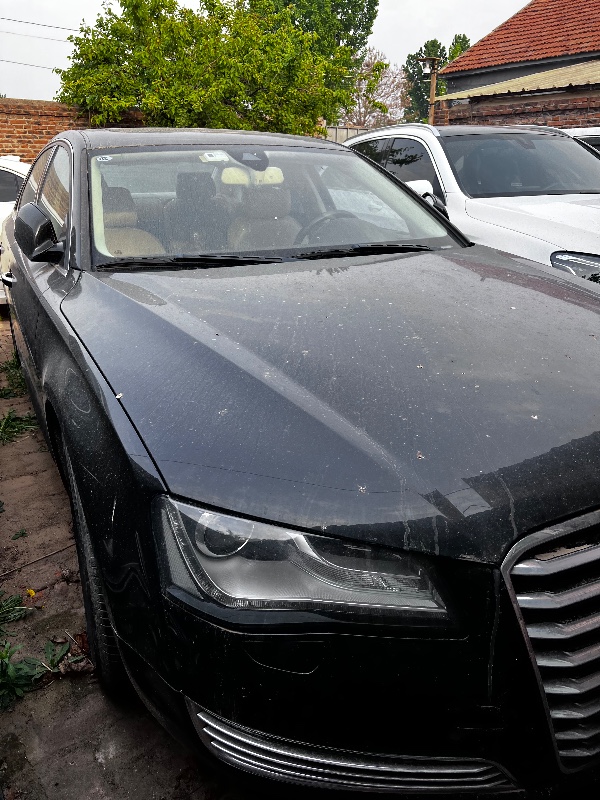 潍坊12年奥迪A8L3