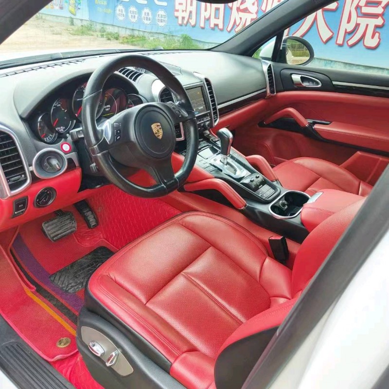 青岛13年保时捷卡宴8