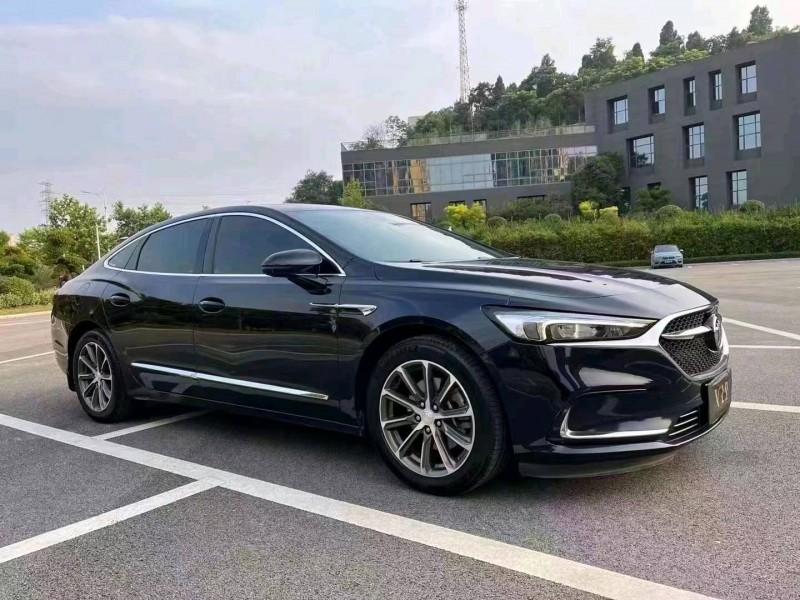 武汉20年别克君越3