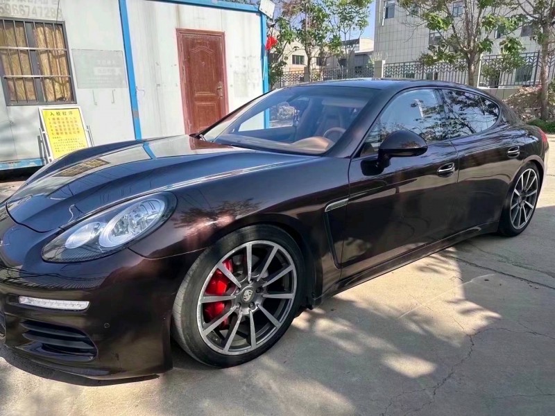 保定14年保时捷帕拉梅拉3