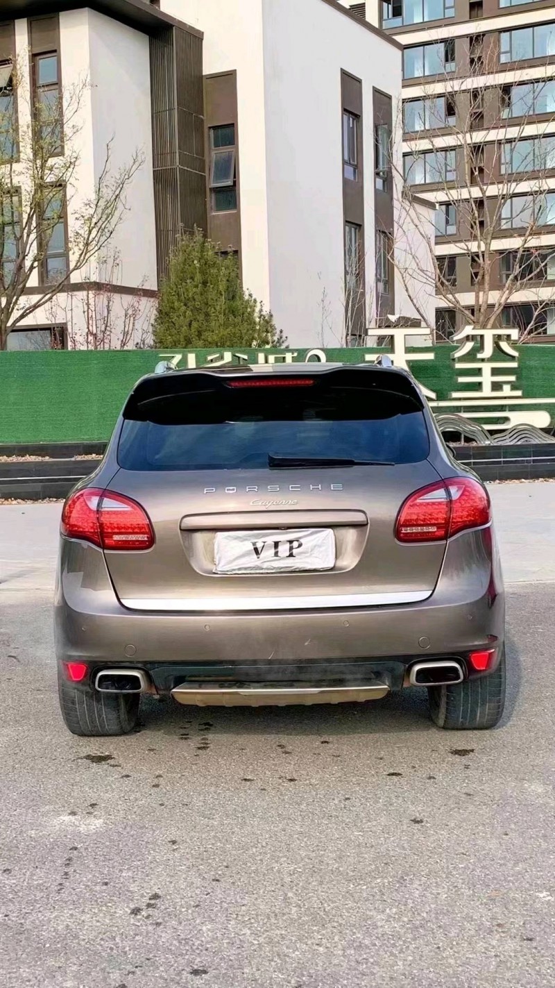 廊坊12年保时捷卡宴9