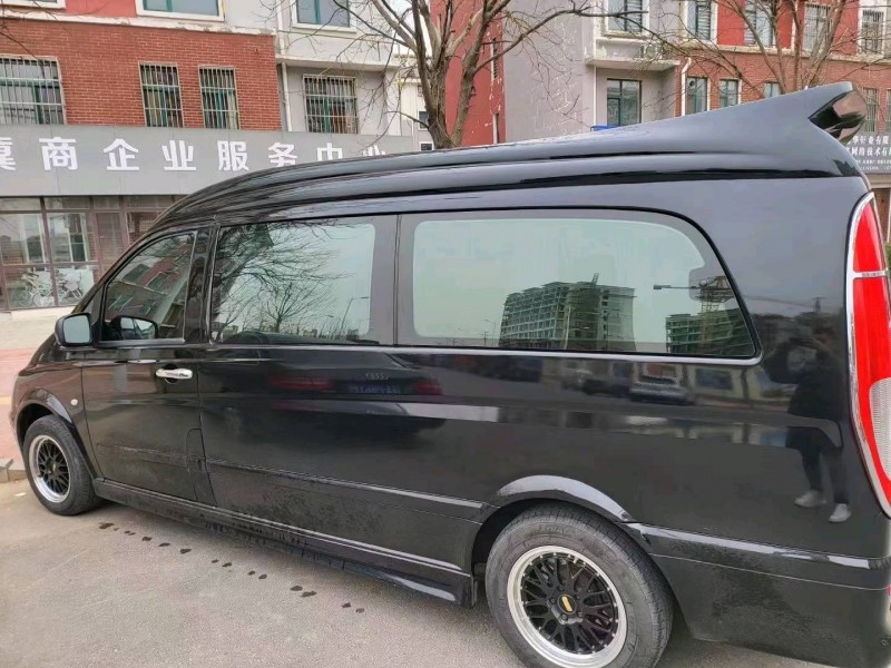 廊坊14年奔驰威霆5