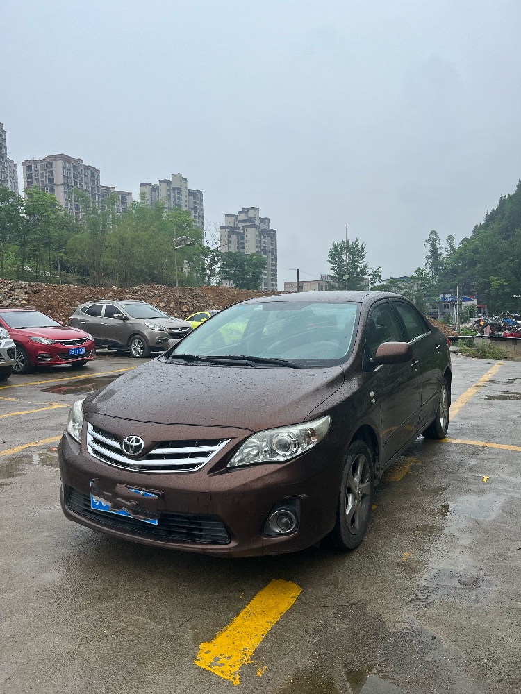重庆13年丰田卡罗拉3
