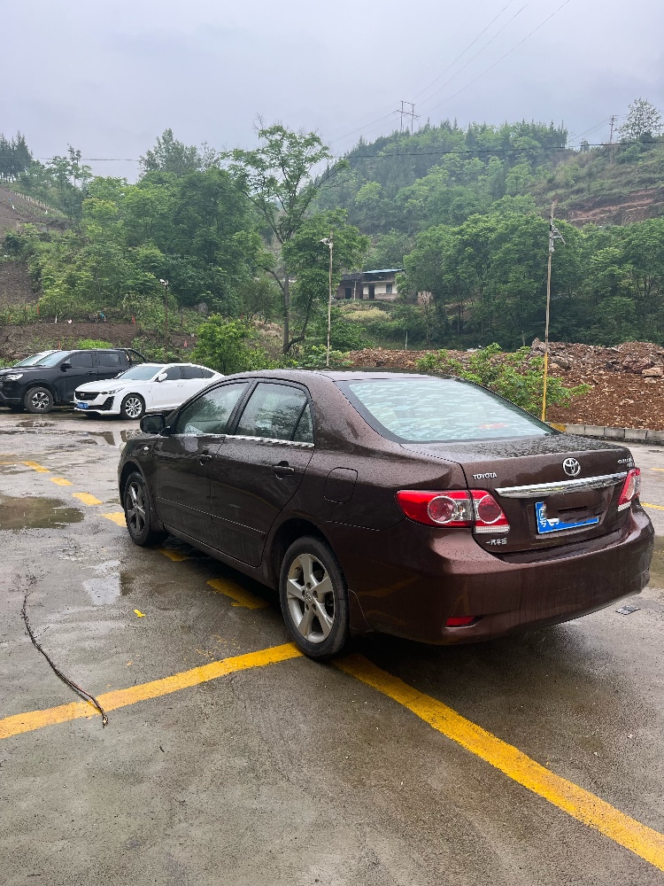 重庆13年丰田卡罗拉5