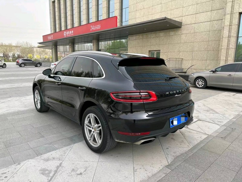廊坊14年保时捷Macan5