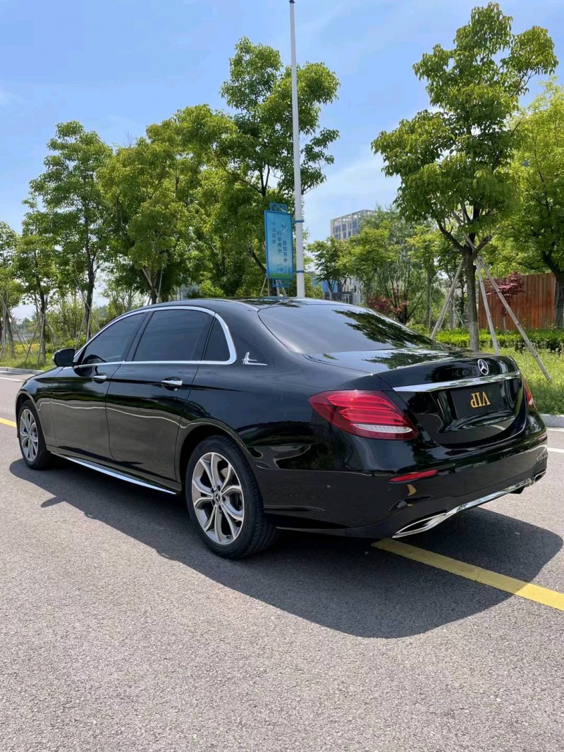 徐州20年奔驰E8