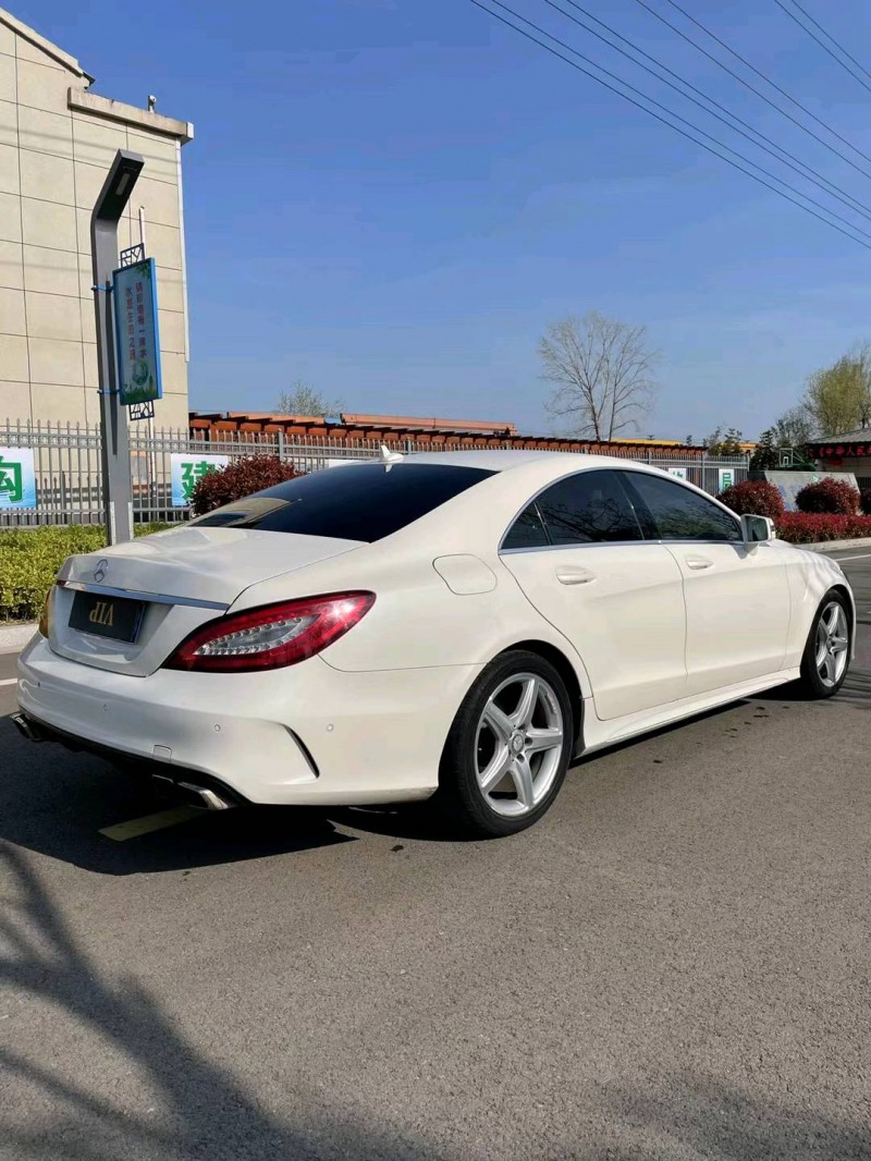 徐州17年奔驰CLS7