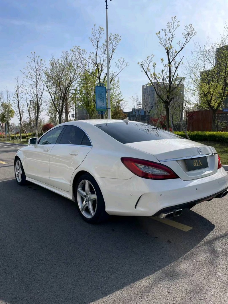 徐州17年奔驰CLS8