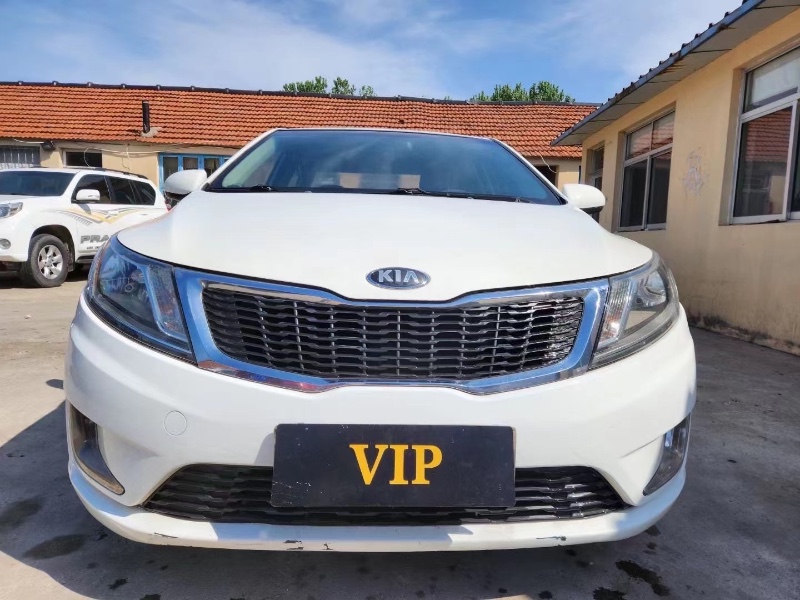 青岛13年起亚K21