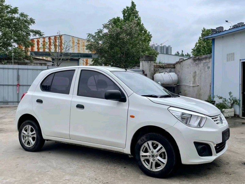 济宁18年东风风光E32