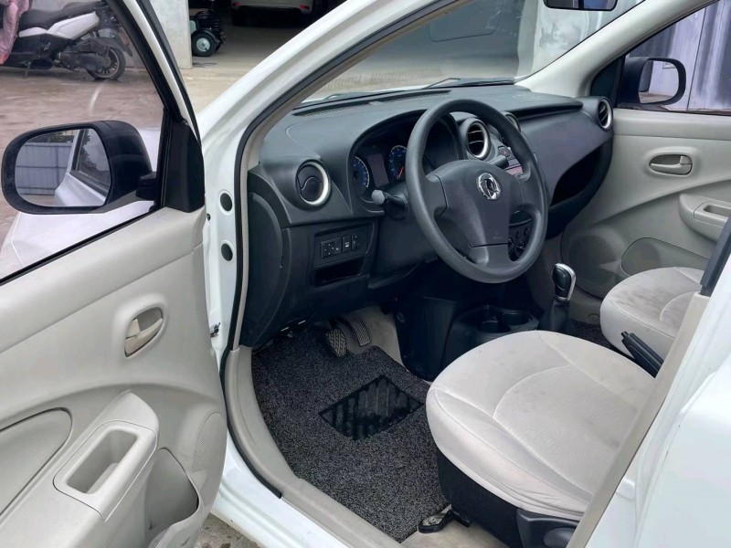 济宁18年东风风光E36