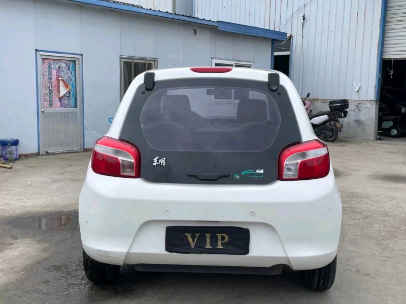 济宁18年东风风光E39