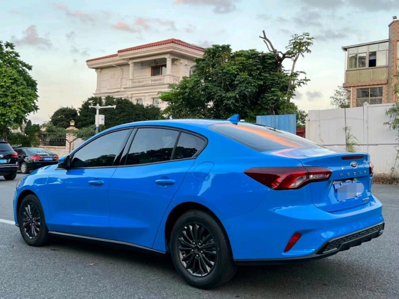 深圳23年福特福克斯7