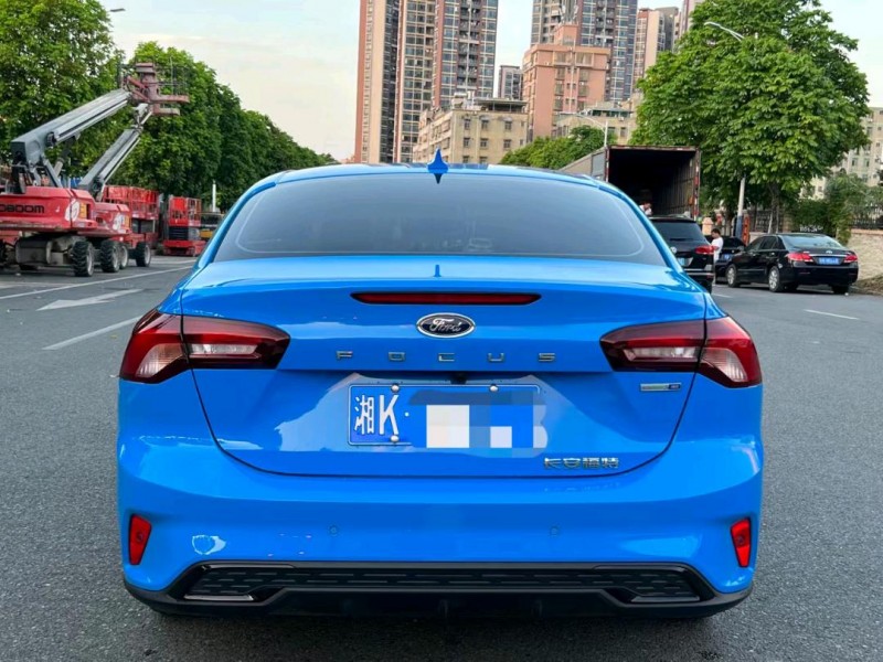 深圳23年福特福克斯9