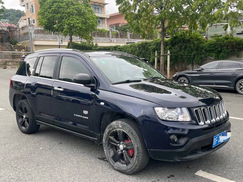 深圳12年Jeep指南者3