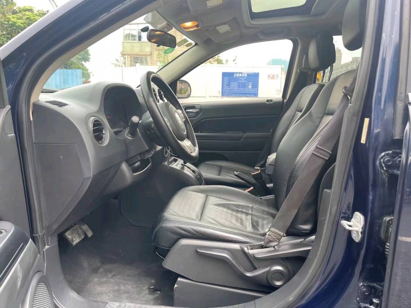 深圳12年Jeep指南者6