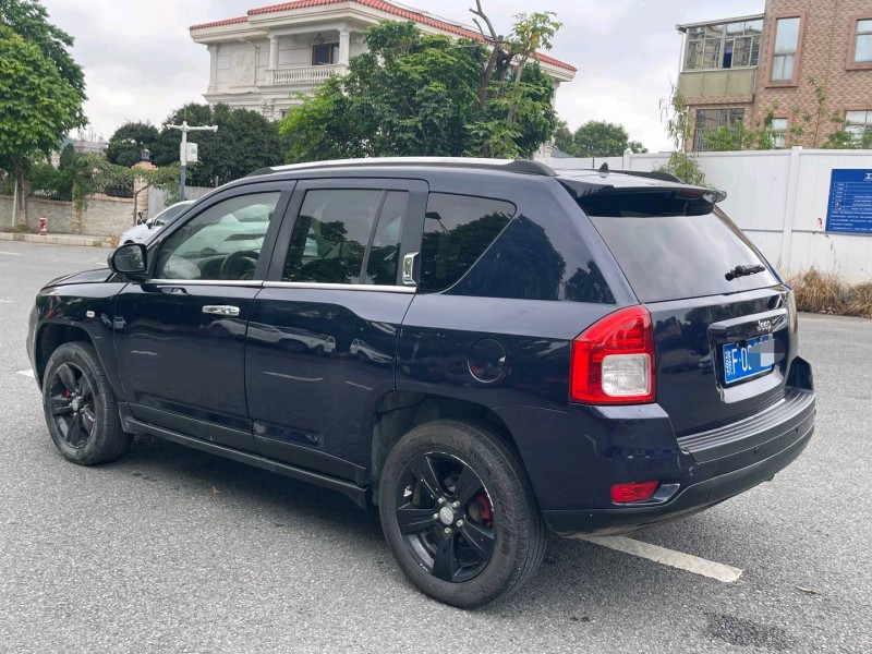 深圳12年Jeep指南者8