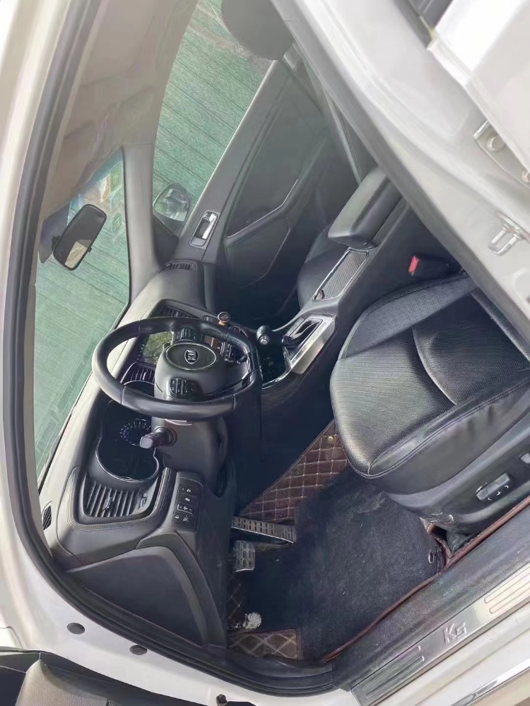 济南14年起亚K56