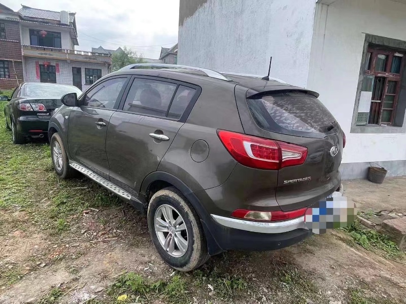 嘉兴13年起亚智跑6