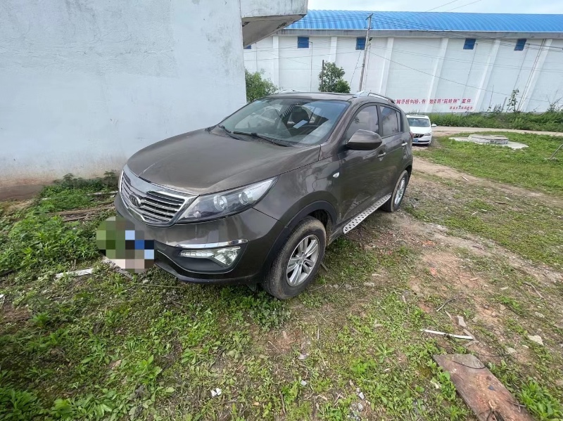 嘉兴13年起亚智跑9