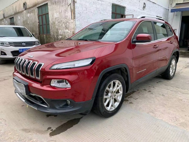 广州17年Jeep自由光2