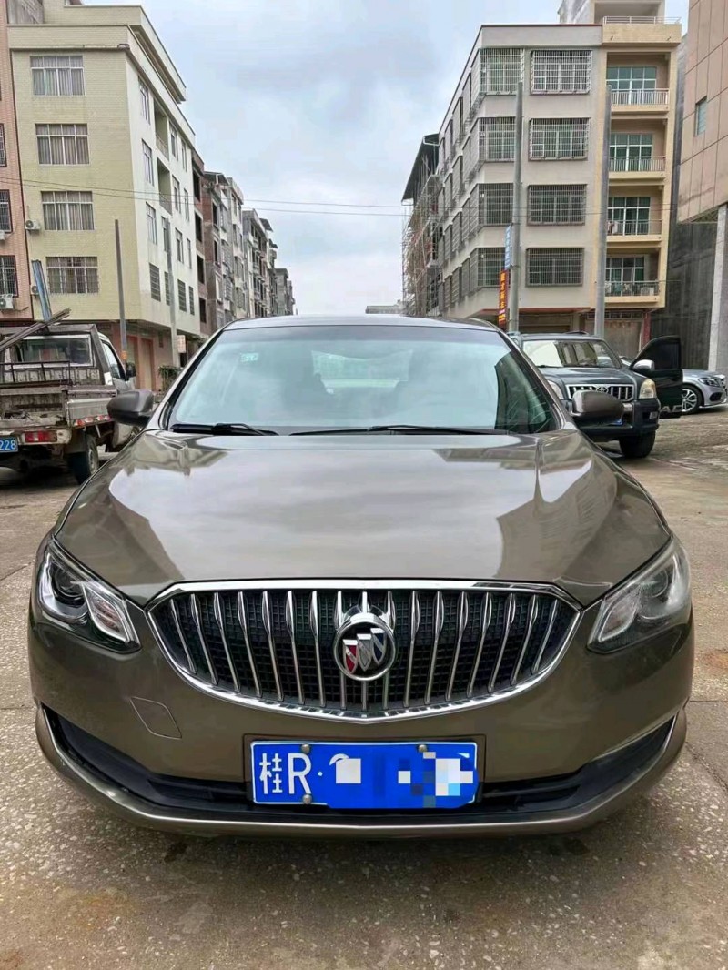 南宁16年别克英朗GT1