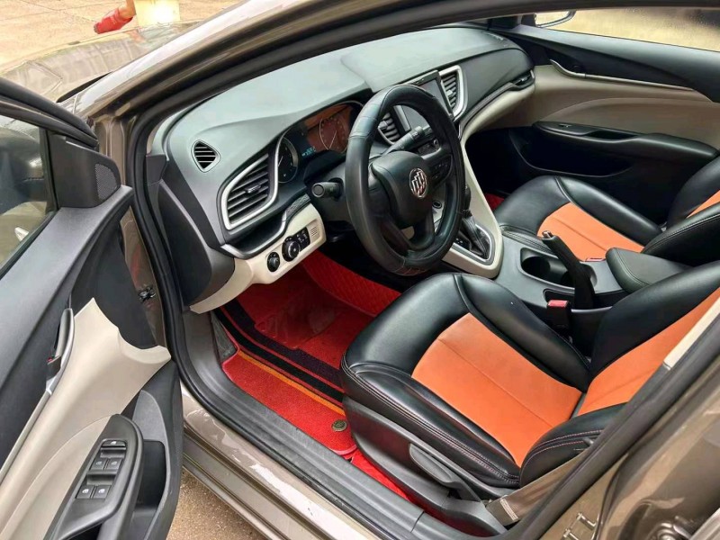 南宁16年别克英朗GT7