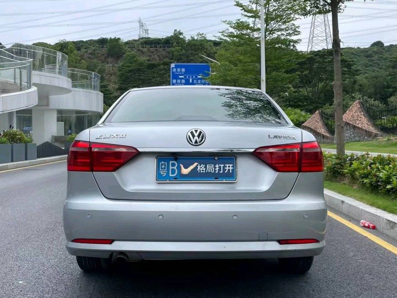 深圳13年大众朗逸9