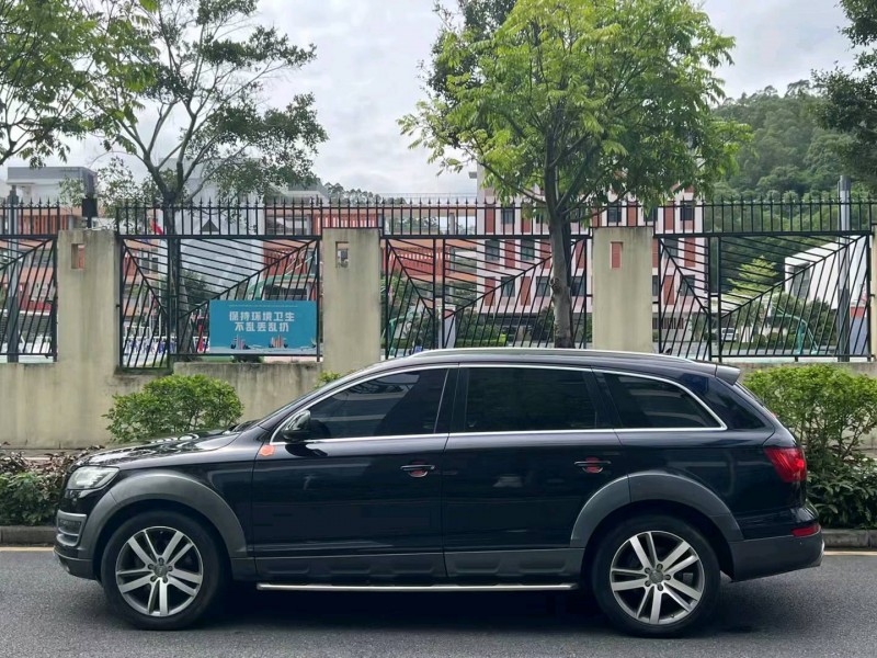 深圳10年奥迪Q74