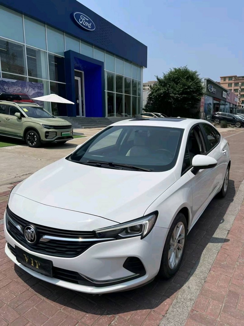 东莞21年别克威朗2