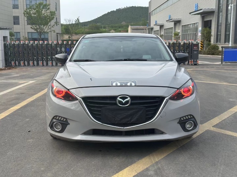 徐州15年马自达昂克赛拉1