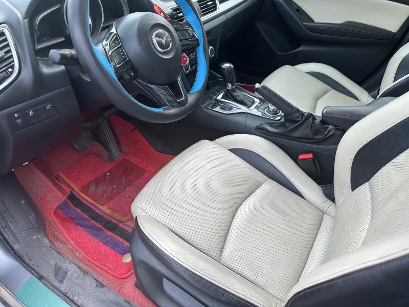 徐州15年马自达昂克赛拉7