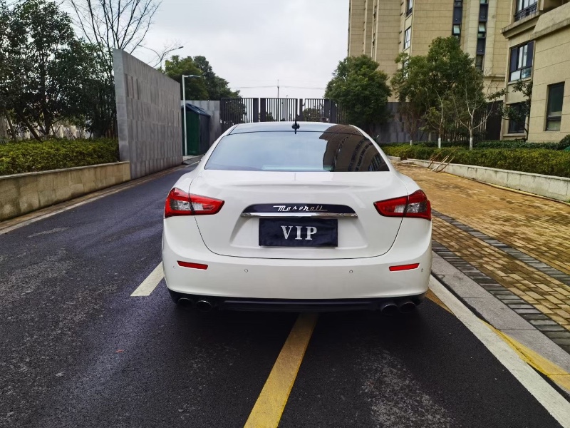 苏州15年玛莎拉蒂Ghibli8