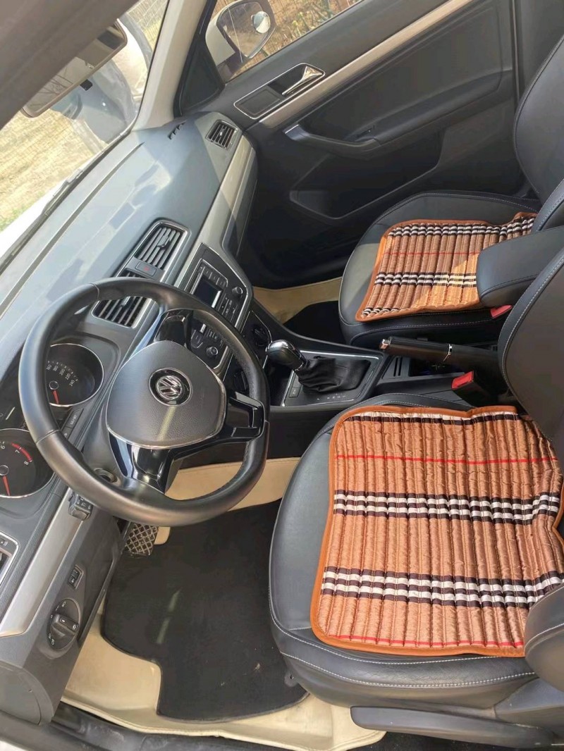 保定17年大众朗逸3